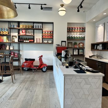 Piatti - Entrance - Italian Near Me - San Antonio, Texas