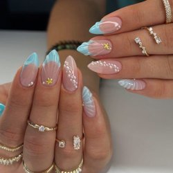 Divine Spa & Nails