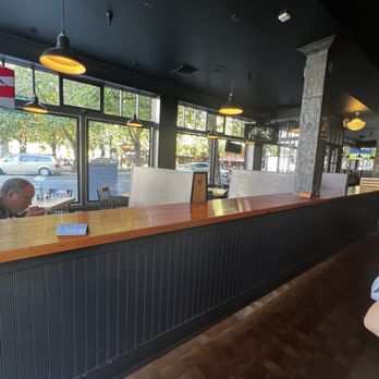 Zeeks Pizza - Pizza Near Me - Seattle, Washington Zeeks Pizza - Pizza Near Me - Seattle, Washington