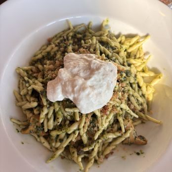 The View Restaurant & Lounge - Pasta - Lounges Near Me - New York, New York The View Restaurant & Lounge - Pasta - Lounges Near Me - New York, New York
