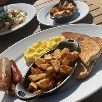 Pinstripes - Cali-Style Egg White Omelet & Avocado Toast & Pintastic Breakfast - Bowling Near Me - North Bethesda, Maryland Pinstripes - Cali-Style Egg White Omelet & Avocado Toast & Pintastic Breakfast - Bowling Near Me - North Bethesda, Maryland