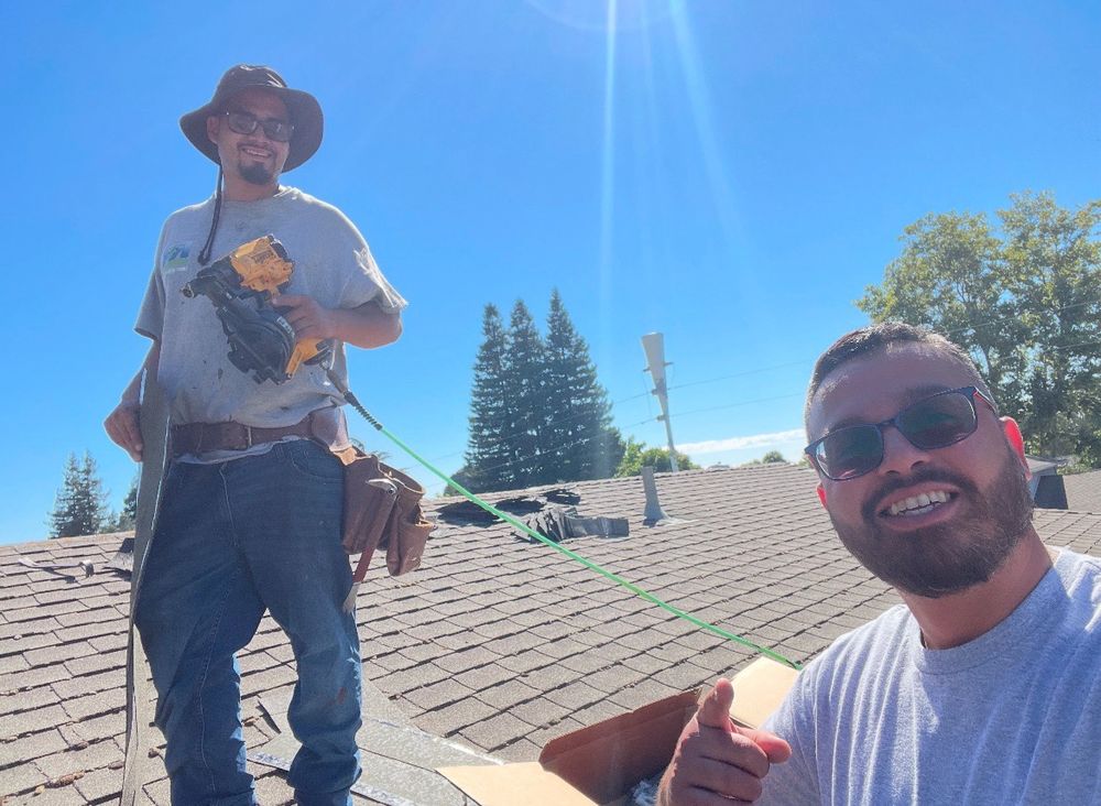 Slide of R&R Roofing