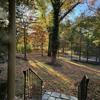 Inn At Glencairn - Front doorway - Bed & Breakfast Near Me - Princeton, New Jersey