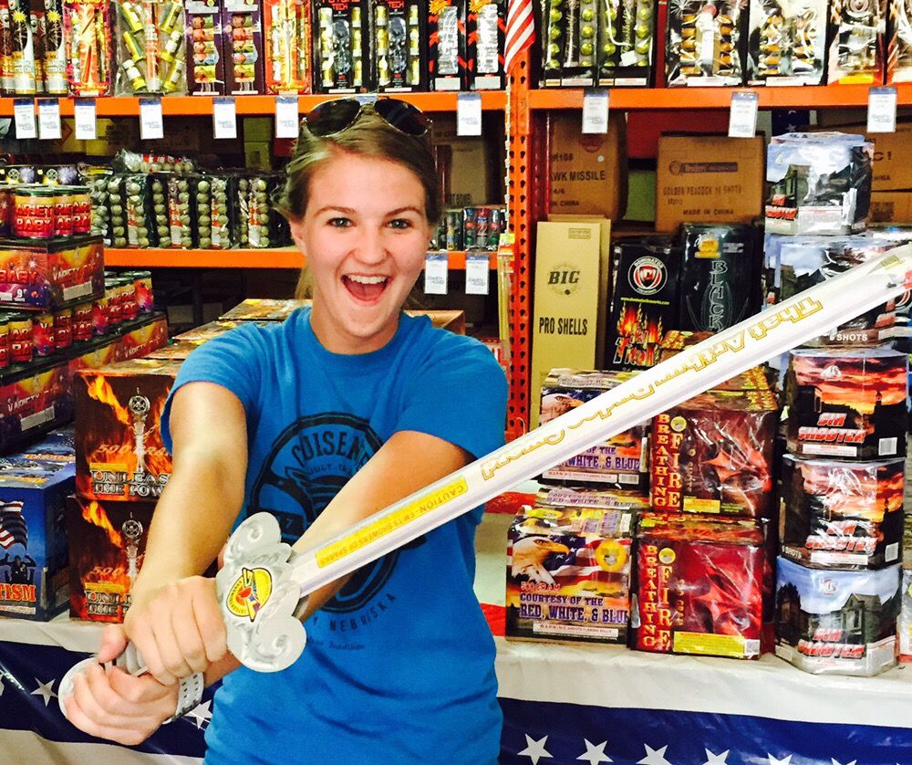 KRACKLIN’ KIRK’S FIREWORKS DONIPHAN Updated June 2024 15 Photos