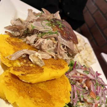 Sara & Sophia Restaurant - Hornado ecuatoriano - Latin American Near Me - Hackensack, New Jersey Sara & Sophia Restaurant - Hornado ecuatoriano - Latin American Near Me - Hackensack, New Jersey