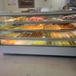 Lily Donuts & Drinks AKA Donuts & Noodles - Great Verities