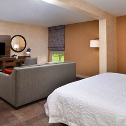 Hampton Inn Wytheville - Guest room
