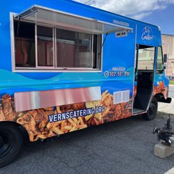 Vern's Catering - Vern's Food Truck Service Side