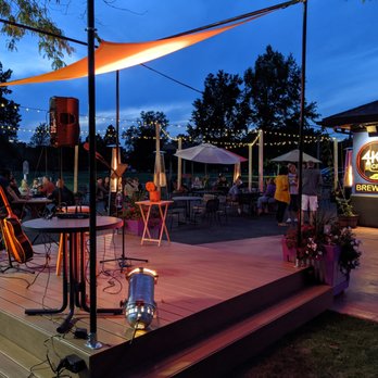 4KD Crick Brewery - outdoor seating area at night - Breweries Near Me - Defiance, Ohio