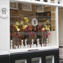 Skins Cosmetics