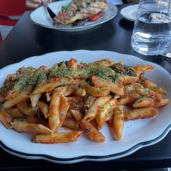 Trattoria Gio - Pasta with sausage...where is it? - Italian Near Me - Montreal, Quebec Trattoria Gio - Pasta with sausage...where is it? - Italian Near Me - Montreal, Quebec