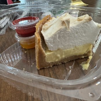 Bahama Breeze - Bars Near Me - Lutz, Florida