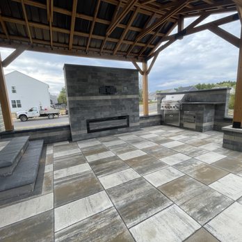 Versatile Landscapers - Landscaping Near Me - Reynoldsburg, Ohio Versatile Landscapers - Landscaping Near Me - Reynoldsburg, Ohio