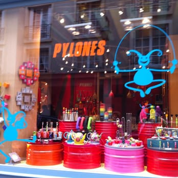 Pylones - Impossible not to follow that window display inside. - Home Decor Near Me - Paris, 75 Pylones - Impossible not to follow that window display inside. - Home Decor Near Me - Paris, 75