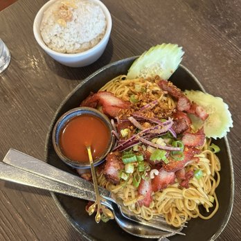 Aung Burma - Garlic Noodle with Pork - Burmese Near Me - Concord, California Aung Burma - Garlic Noodle with Pork - Burmese Near Me - Concord, California