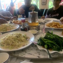 Family feast for 10 Family feast for 10