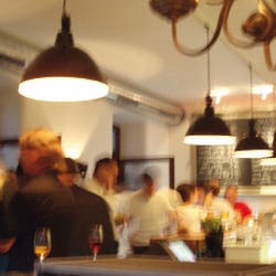 Cafe Bar Inner - Cafe & Bar mit Ambiente!