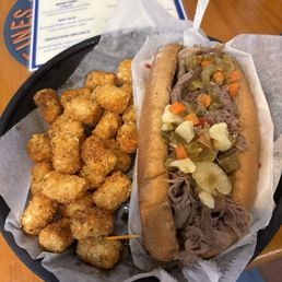 Chicago Beef Sandwich and Tator Tots Chicago Beef Sandwich and Tator Tots
