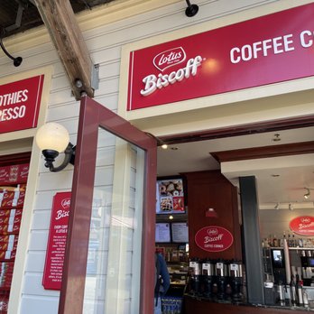 PIER 39 - Shopping Centers Near Me - San Francisco, California