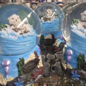 Harbor House Gifts - Globes - Gift Shops Near Me - Monterey, California Harbor House Gifts - Globes - Gift Shops Near Me - Monterey, California