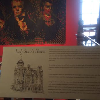 The Writers' Museum - Museums Near Me - Edinburgh, EDH