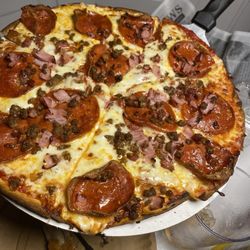 Laly’s Pizza & Cocktails - Meat lovers w/signiture sauce