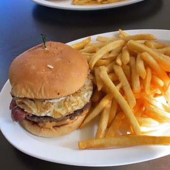 World Famous Grill - Breakfast burger - Halal Near Me - Bell, California World Famous Grill - Breakfast burger - Halal Near Me - Bell, California
