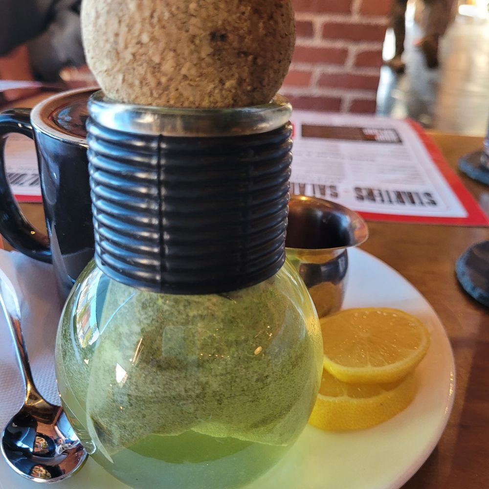 Green tea with lemon and honey Green tea with lemon and honey