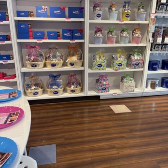 Peterbrooke Chocolatier Town Center - Inside - Chocolatiers & Shops Near Me - Jacksonville, Florida Peterbrooke Chocolatier Town Center - Inside - Chocolatiers & Shops Near Me - Jacksonville, Florida