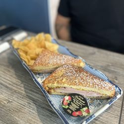 Clifton Cafe - Mint