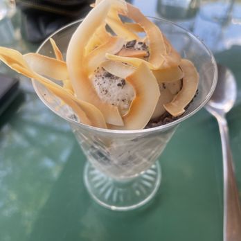 Meroma - Coconut ice cream - Signature Cuisine Near Me - Ciudad de México, DIF Meroma - Coconut ice cream - Signature Cuisine Near Me - Ciudad de México, DIF