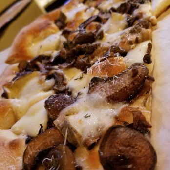 Local 104 - Pizza Near Me - Lake Forest Park, Washington Local 104 - Pizza Near Me - Lake Forest Park, Washington
