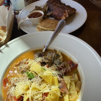 Balcony One - Rib pasta and short rib bbq - Cocktail Bars Near Me - Virgin, Utah
