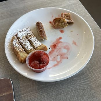 Broken Yolk Cafe - Kids French Toast Sticks - Breakfast & Brunch Near Me - Chandler, Arizona Broken Yolk Cafe - Kids French Toast Sticks - Breakfast & Brunch Near Me - Chandler, Arizona