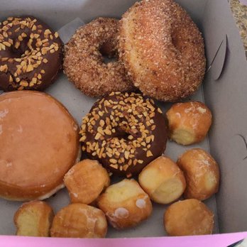 Hemet Donuts - I chose 6 donuts but only 5 made it in the box. I couldn't believe it. Should have been 2 raised crumb donuts. Accidents happen. - Donuts Near Me - Hemet, California Hemet Donuts - I chose 6 donuts but only 5 made it in the box. I couldn't believe it. Should have been 2 raised crumb donuts. Accidents happen. - Donuts Near Me - Hemet, California