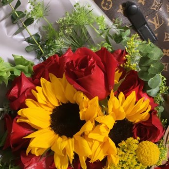 Eileen Entertainment - Florists Near Me - Las Vegas, Nevada Eileen Entertainment - Florists Near Me - Las Vegas, Nevada