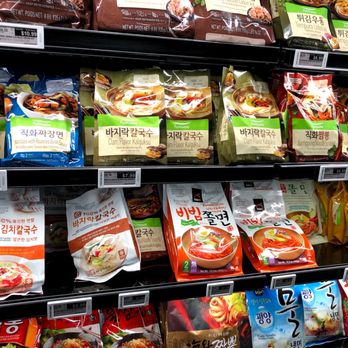 H Mart - Kaka’ako - Grocery Near Me - Honolulu, Hawaii