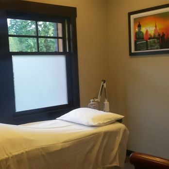 Hilltop Eastern Medicine - Treatment room #1 - Acupuncture Near Me - Olympia, Washington Hilltop Eastern Medicine - Treatment room #1 - Acupuncture Near Me - Olympia, Washington