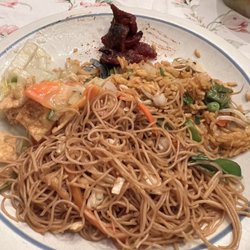 Good Wok - Vegetable Mei fun, vegetable chow Mein, vegetable fried rice and boneless spare ribs. Delish!