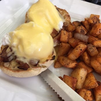 Jane's Cafe on 3rd - Eggs Benedict was great. The hollandaise sauce was perfect - Breakfast & Brunch Near Me - Naples, Florida Jane's Cafe on 3rd - Eggs Benedict was great. The hollandaise sauce was perfect - Breakfast & Brunch Near Me - Naples, Florida