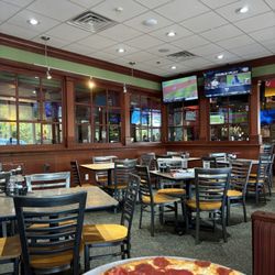 Grotto Pizza - Columbia - Seating
