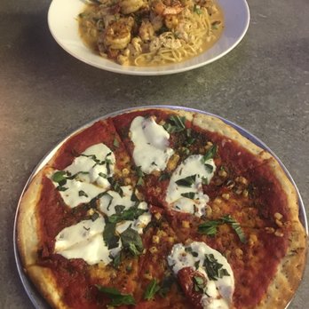 Yard House - Margherita Pizza & Spicy Jambalaya - New American Near Me - Meridian, Idaho Yard House - Margherita Pizza & Spicy Jambalaya - New American Near Me - Meridian, Idaho