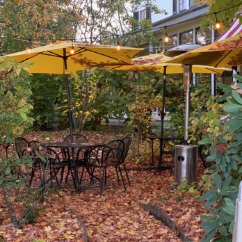Hotel Fauchere - Additional outdoor dining - Hotels Near Me - Milford, Pennsylvania Hotel Fauchere - Additional outdoor dining - Hotels Near Me - Milford, Pennsylvania
