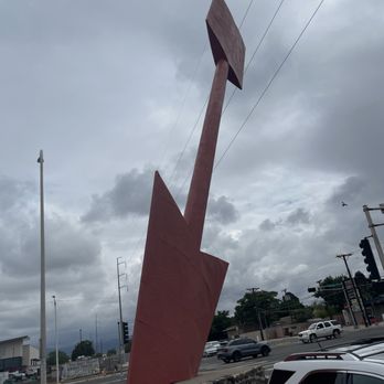 Giant Red Arrow - Local Flavor Near Me - Albuquerque, New Mexico