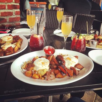Batch - Bottomless Bellinis, Mimosas, and Sangria for brunch until 4pm. - American Near Me - Miami, Florida Batch - Bottomless Bellinis, Mimosas, and Sangria for brunch until 4pm. - American Near Me - Miami, Florida