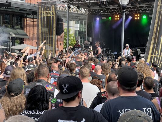 Baltimore Soundstage by null