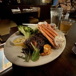 1 and 1/2 Lb Snow Crab Legs