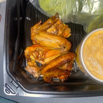 El Pollo Loco - Chicken wings for leg lover meal... - Fast Food Near Me - Irvine, California El Pollo Loco - Chicken wings for leg lover meal... - Fast Food Near Me - Irvine, California