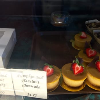 Fendu Boulangerie - pumpkin cheesecake - Bakeries Near Me - Honolulu, Hawaii