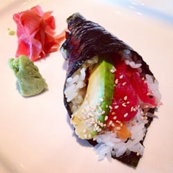 Passion Fin - Tuna, salmon & avocado hand roll (Ocean roll)